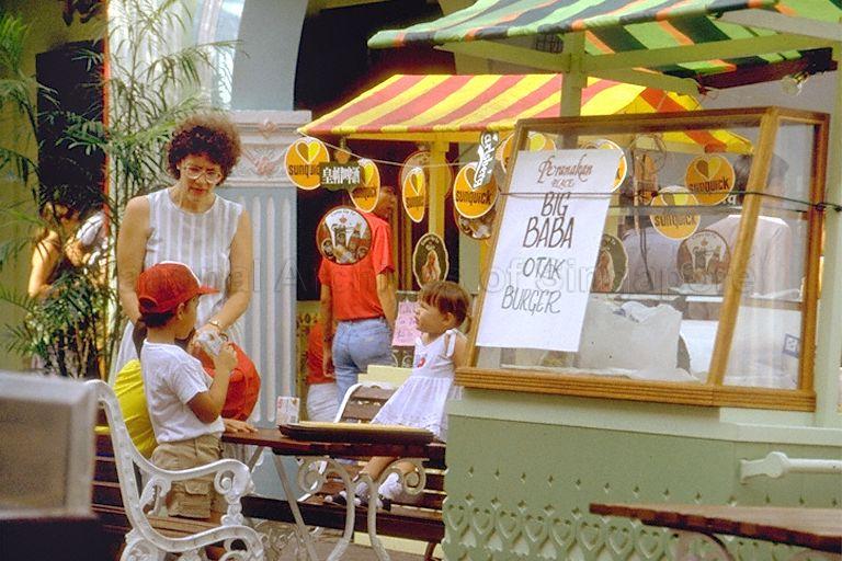 A Peranakan food cart in Orchard Road serving